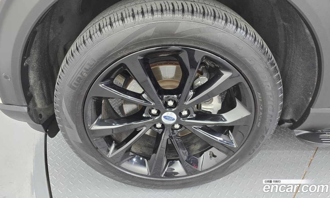 Ford Explorer 3.0 Platinum 4WD