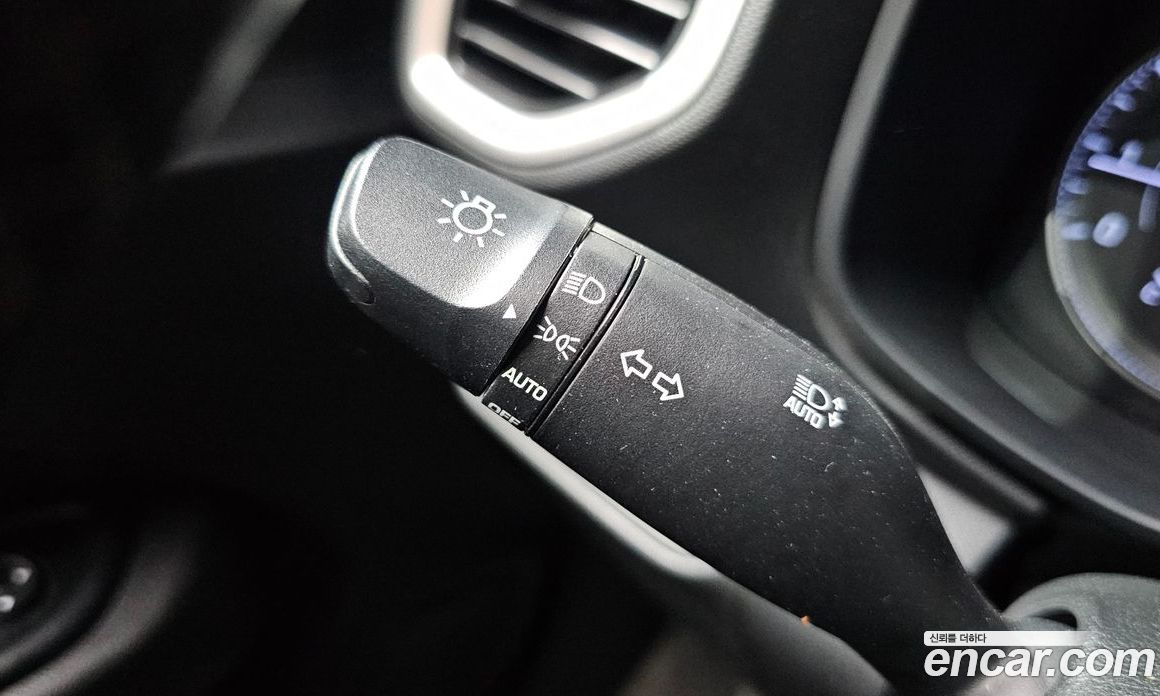 Hyundai Venue 1.6 Modern