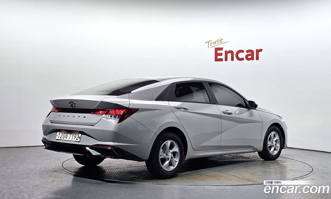 Hyundai Avante 1.6