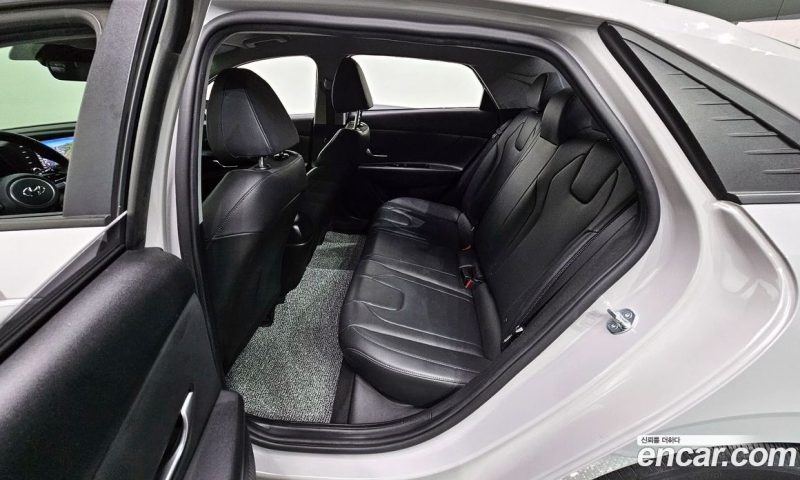 Hyundai Avante 1.6