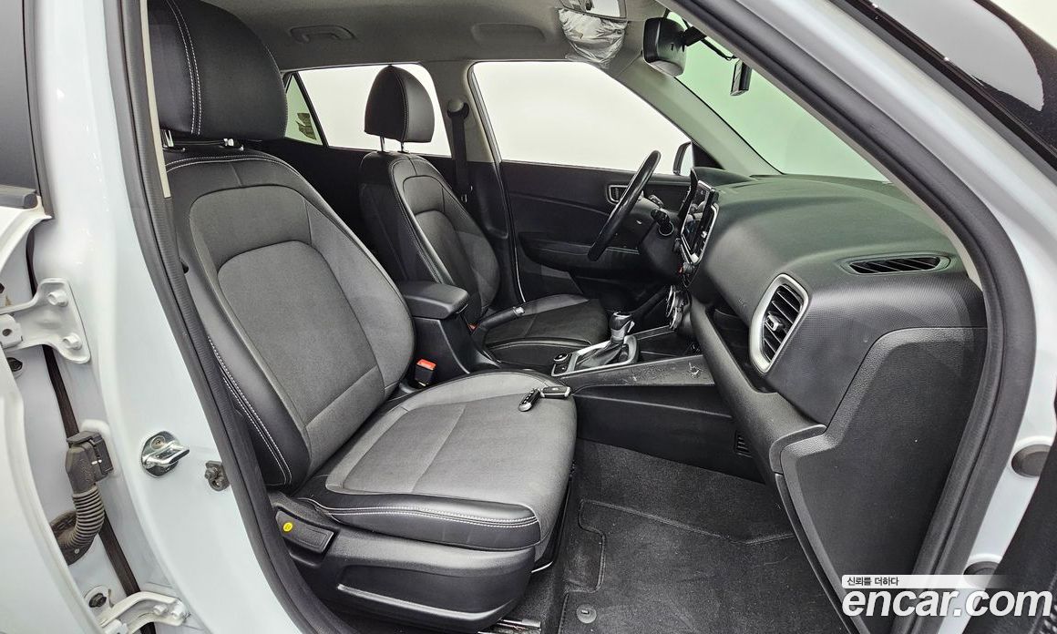 Hyundai Venue 1.6 Smart