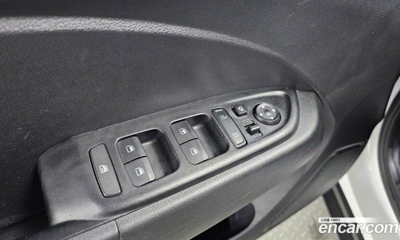 Hyundai Venue 1.6 Smart