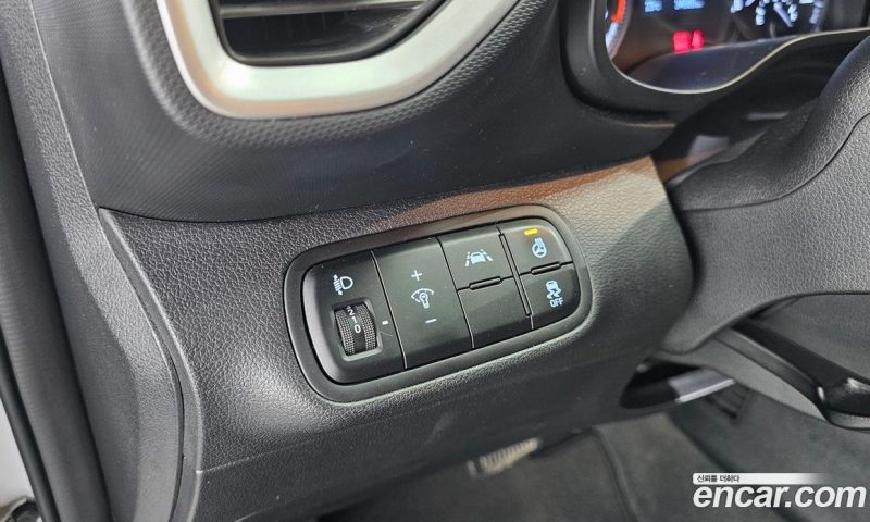 Hyundai Venue 1.6 Smart