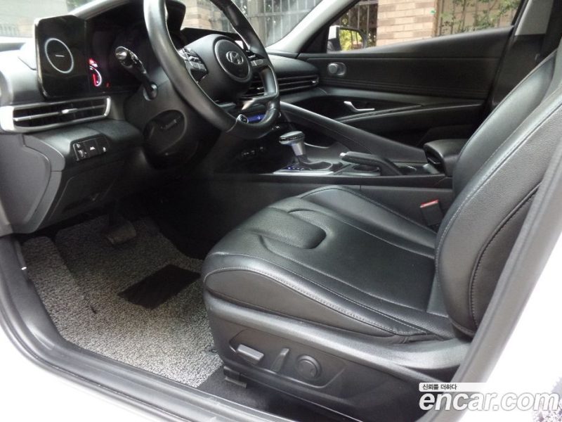 Hyundai Avante 1.6