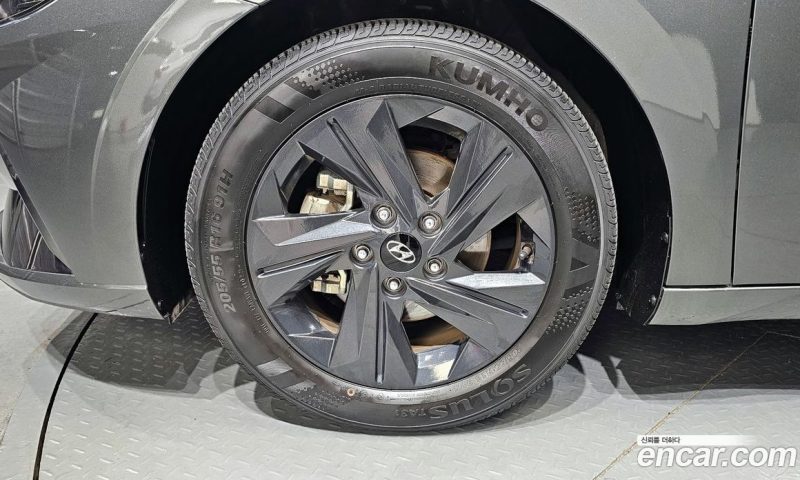 Hyundai Avante 1.6