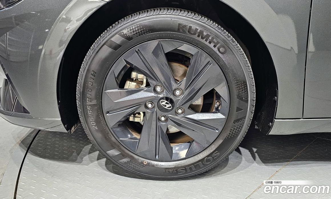 Hyundai Avante 1.6