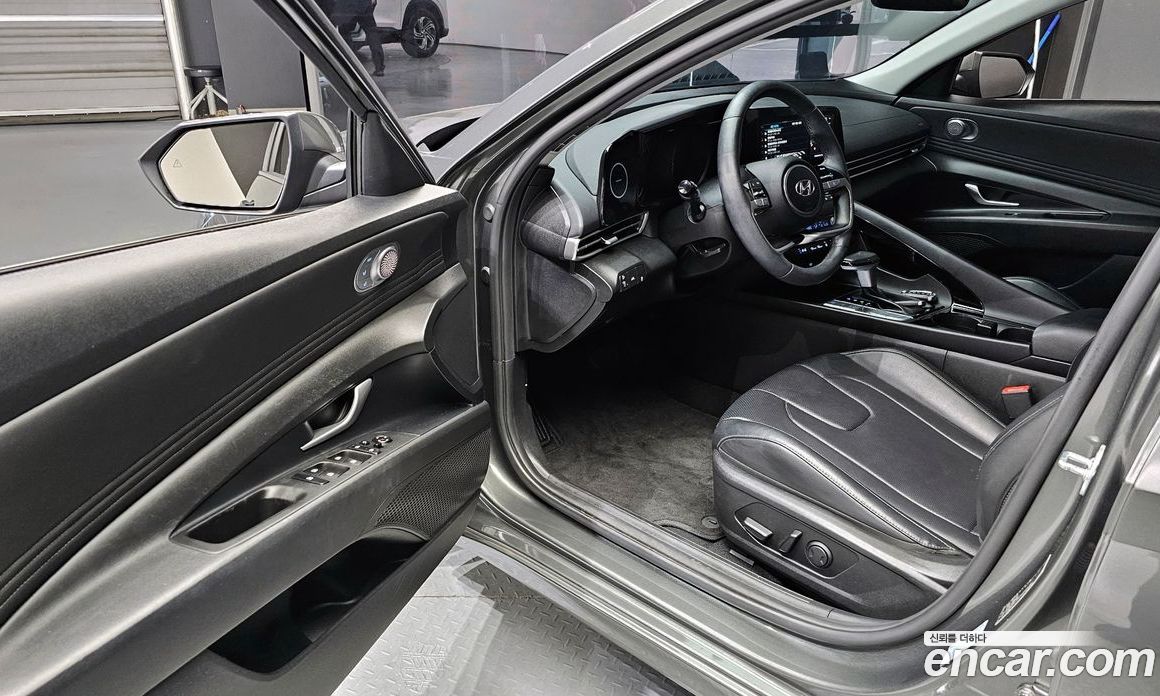 Hyundai Avante 1.6