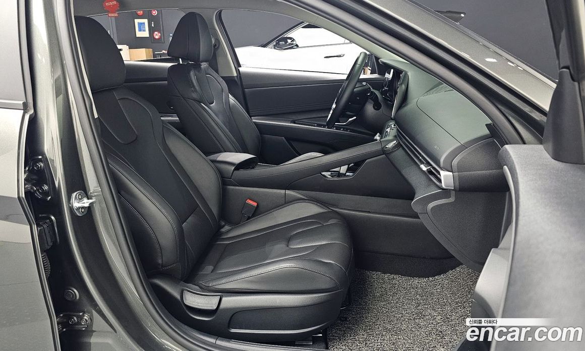 Hyundai Avante 1.6