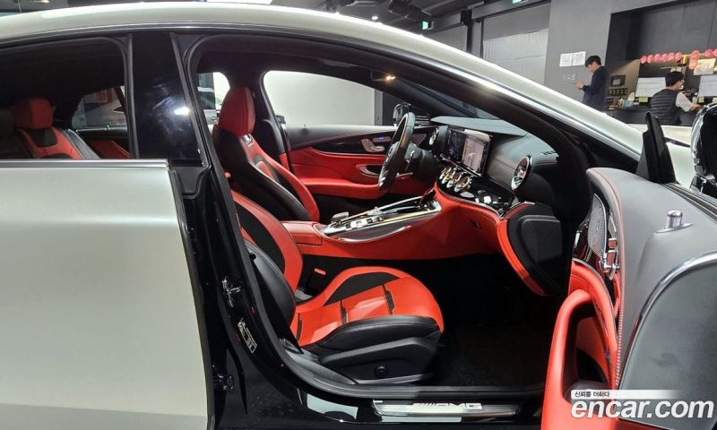 Mercedes Benz AMG GT 4Door 43 4MATIC+