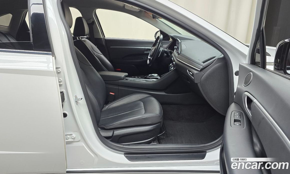 Hyundai Sonata 2.0
