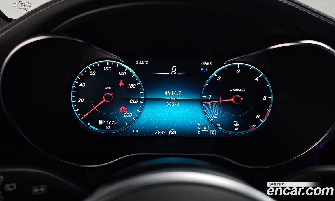 Mercedes Benz GLC-Class GLC220 D 4MATIC