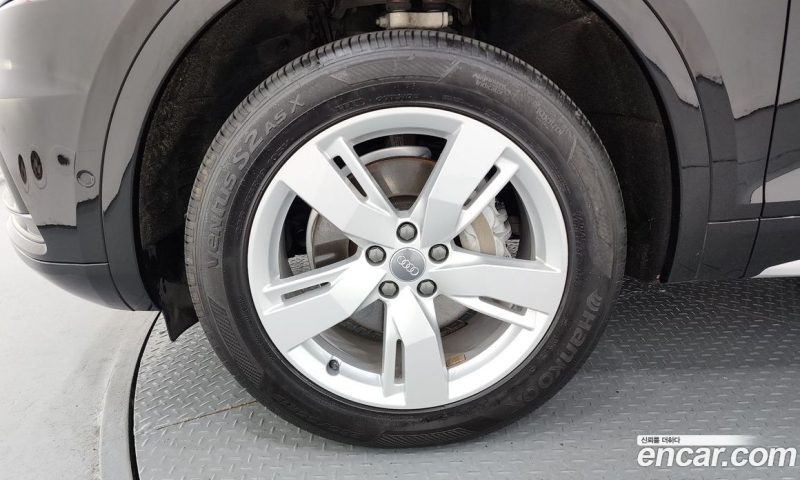 Audi Q5 45 TFSI Quattro Premium