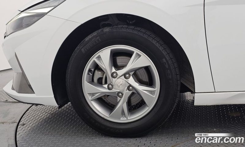 Hyundai Avante 1.6