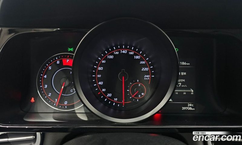 Hyundai Avante 1.6