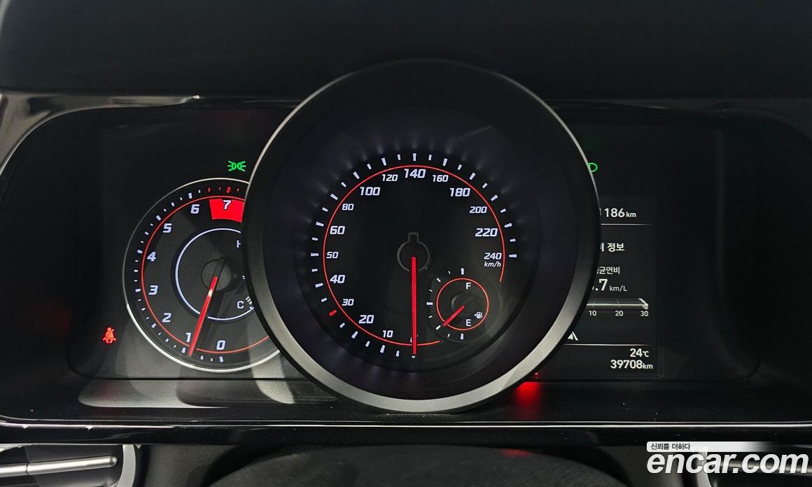 Hyundai Avante 1.6