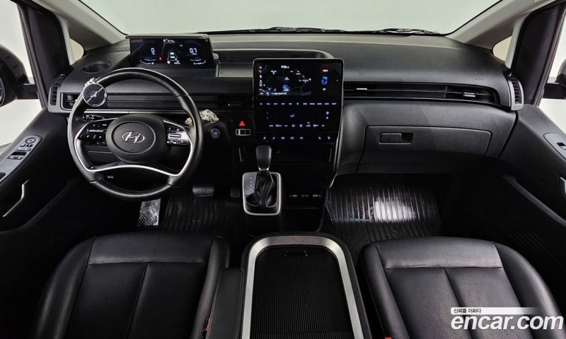 Hyundai Staria Cargo 5-Seater
