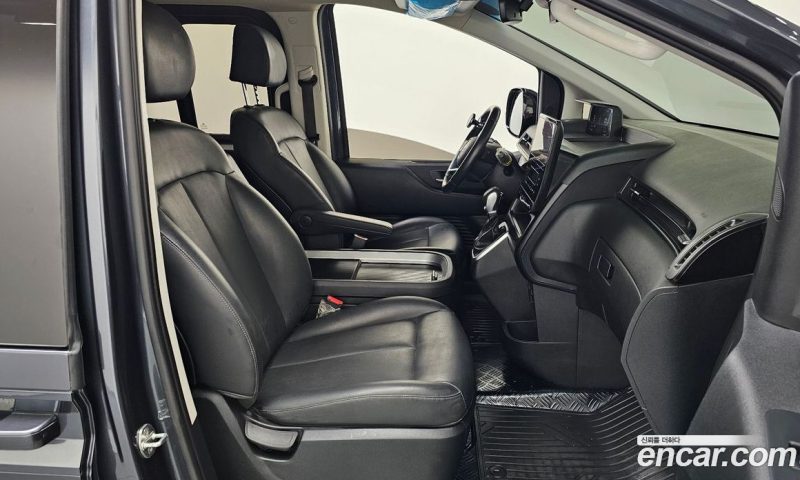Hyundai Staria Cargo 5-Seater