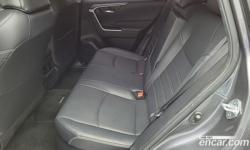 Toyota RAV4 2.5 2WD Hybrid XLE