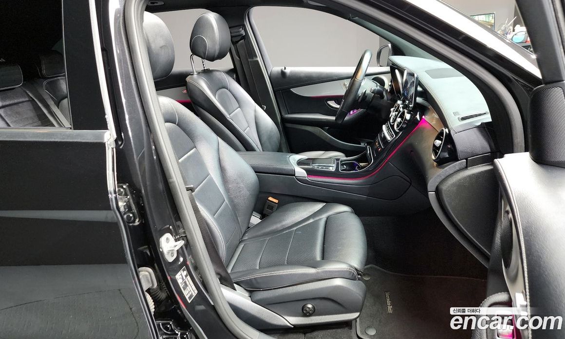 Mercedes Benz GLC-Class GLC220 D 4MATIC