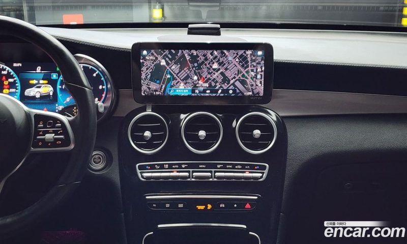 Mercedes Benz GLC-Class GLC220 D 4MATIC