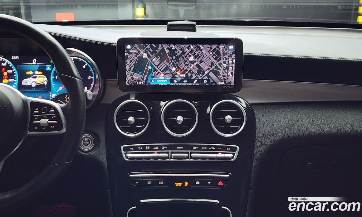 Mercedes Benz GLC-Class GLC220 D 4MATIC