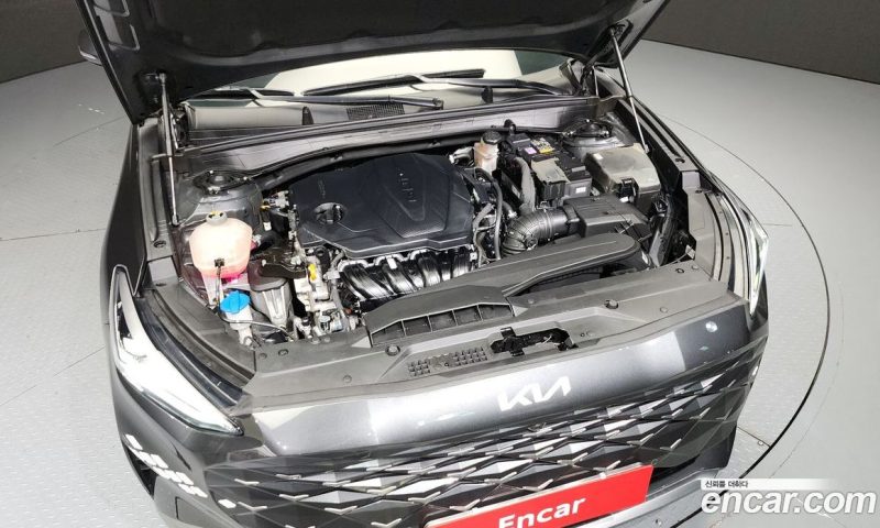 Kia K8 2.5 Gasoline 2WD
