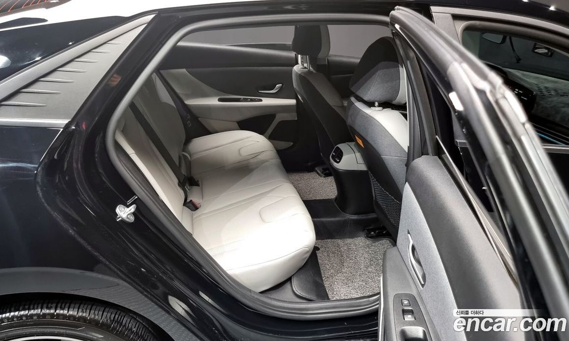 Hyundai Avante 1.6