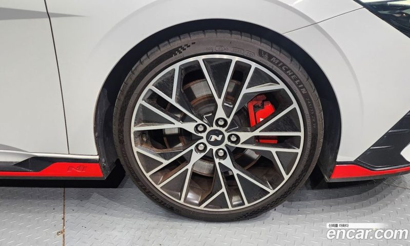 Hyundai Avante 2.0 N