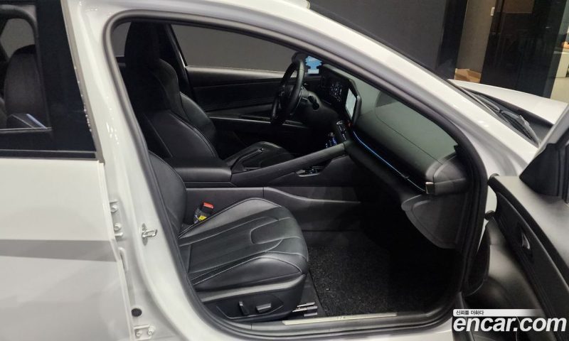 Hyundai Avante 2.0 N