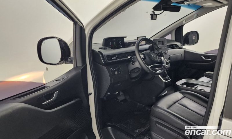 Hyundai Staria Cargo 5-Seater