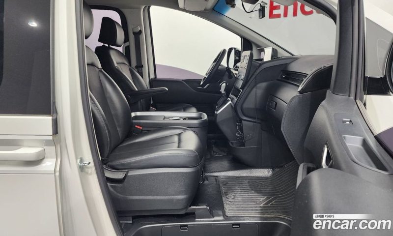 Hyundai Staria Cargo 5-Seater