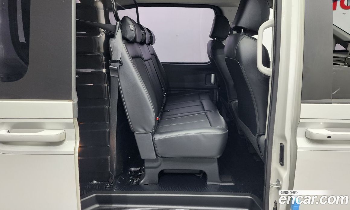 Hyundai Staria Cargo 5-Seater