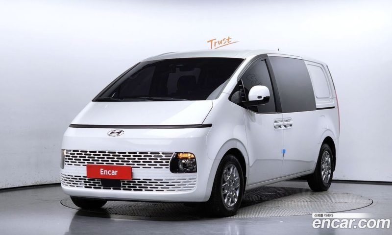 Hyundai Staria Cargo 5-Seater