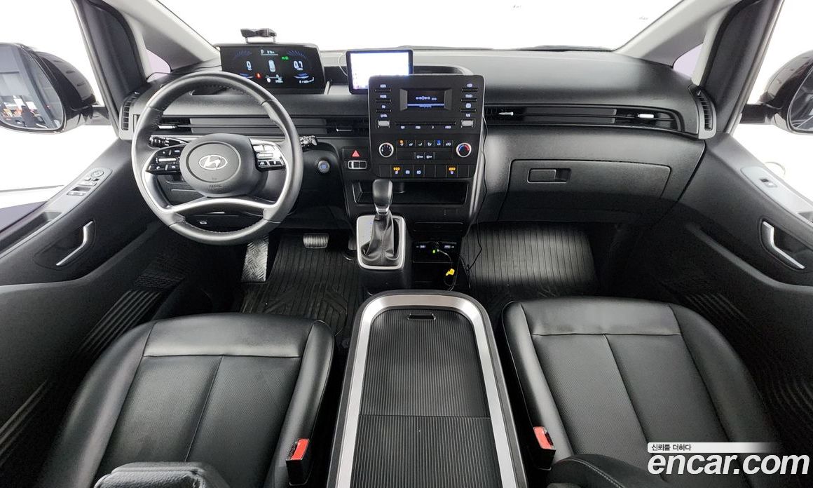 Hyundai Staria Cargo 5-Seater