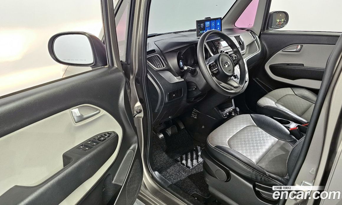 Kia Ray Van