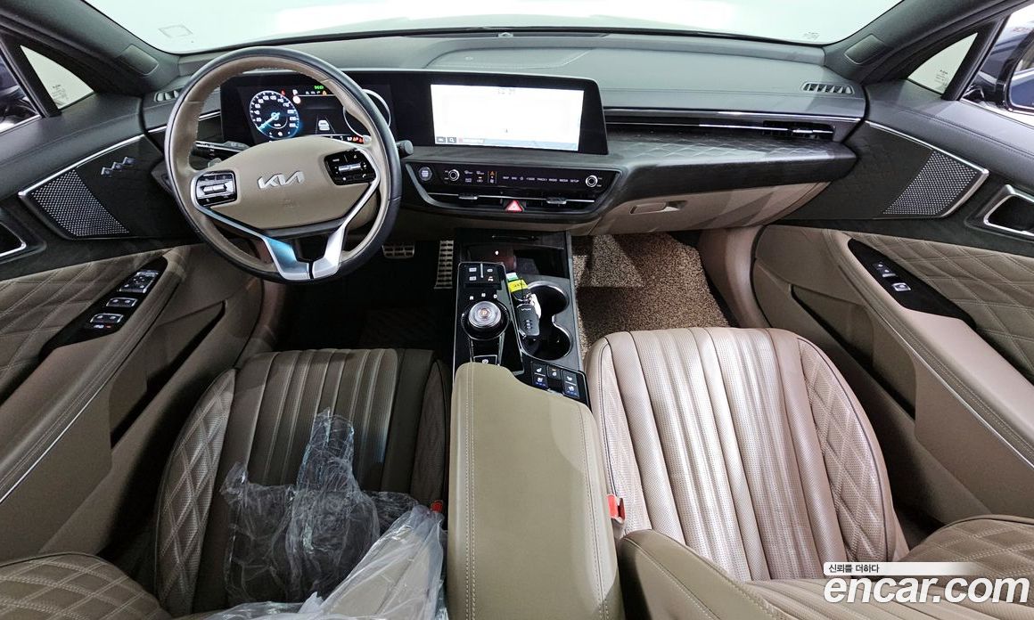 Kia K8 2.5 Gasoline 2WD
