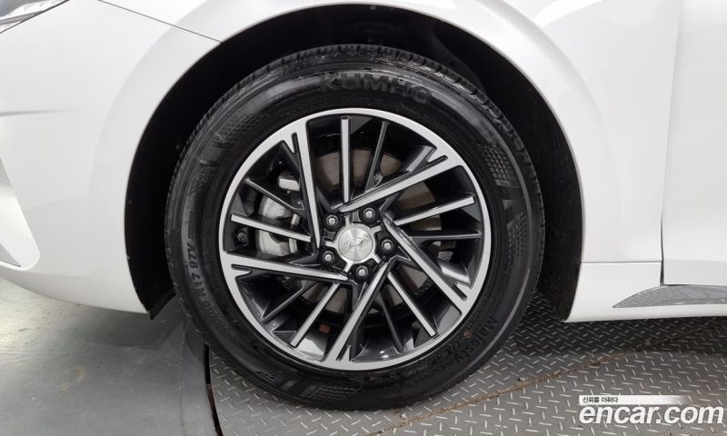Hyundai Grandeur 2.5