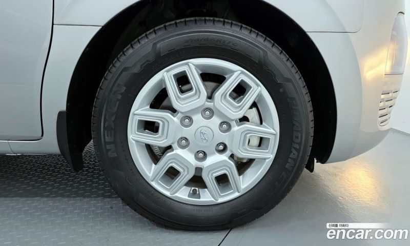 Hyundai Staria Cargo 5-Seater