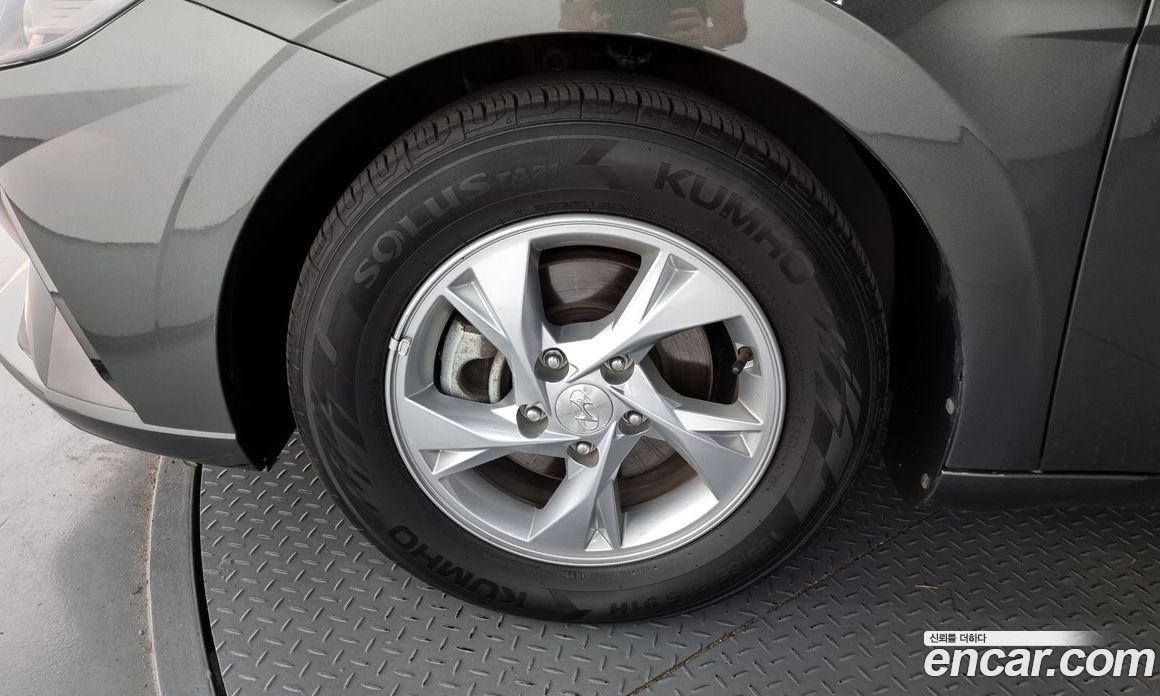 Hyundai Avante 1.6