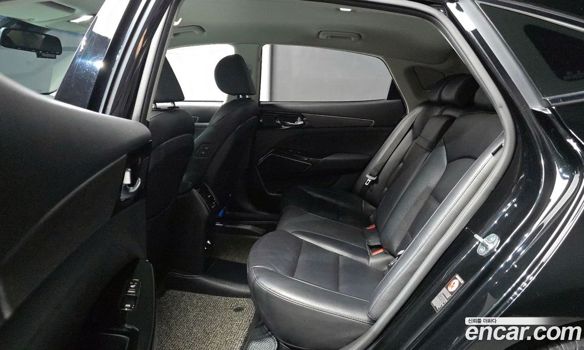 Kia K7 3.0 GDI Noblesse