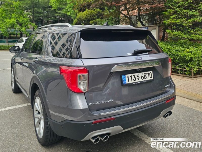 Ford Explorer 3.0 Platinum 4WD
