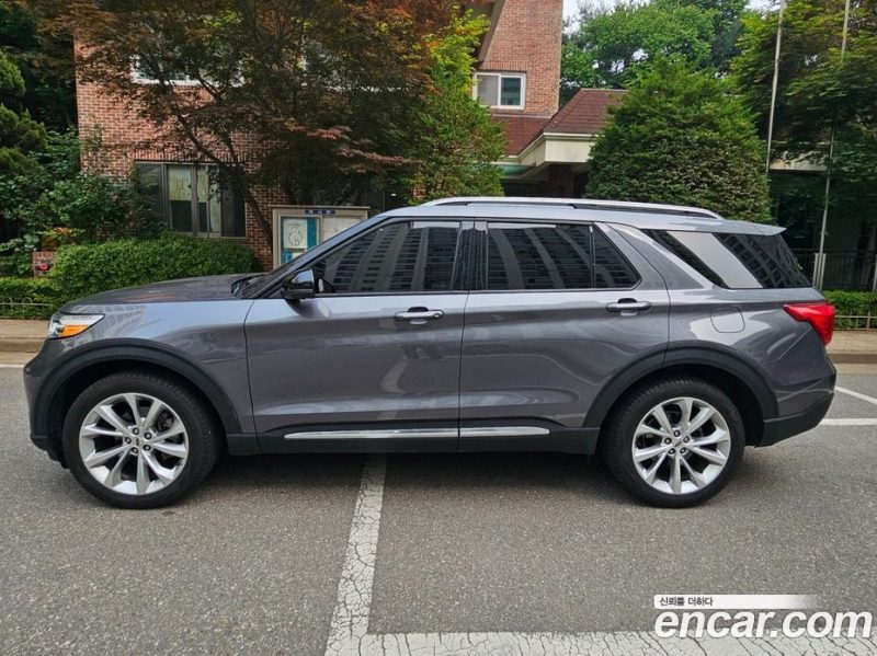 Ford Explorer 3.0 Platinum 4WD