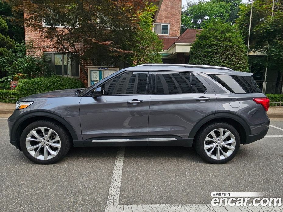 Ford Explorer 3.0 Platinum 4WD