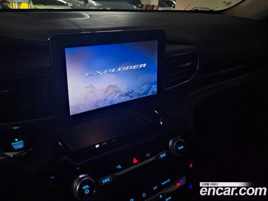 Ford Explorer 3.0 Platinum 4WD