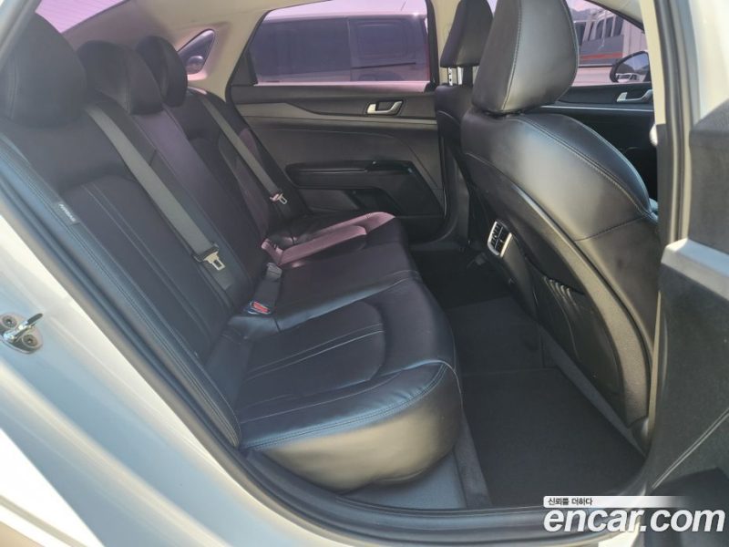 Kia K5 2.0