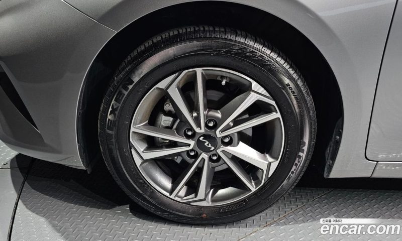 Kia K3 1.6