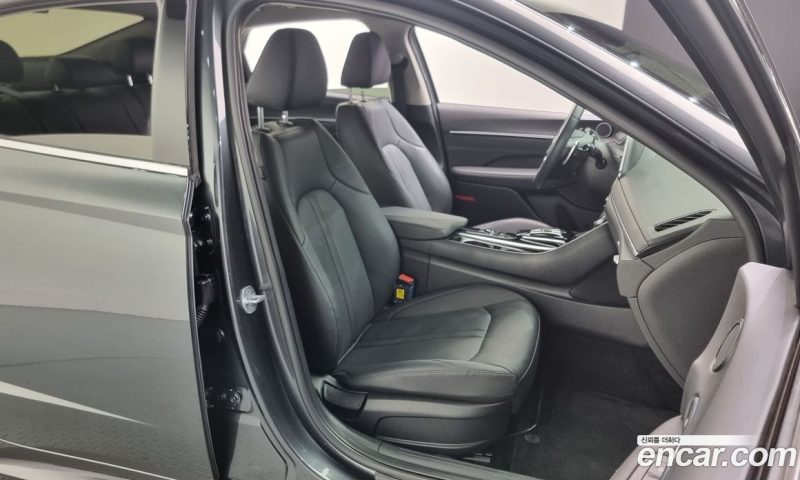 Hyundai Sonata 2.0