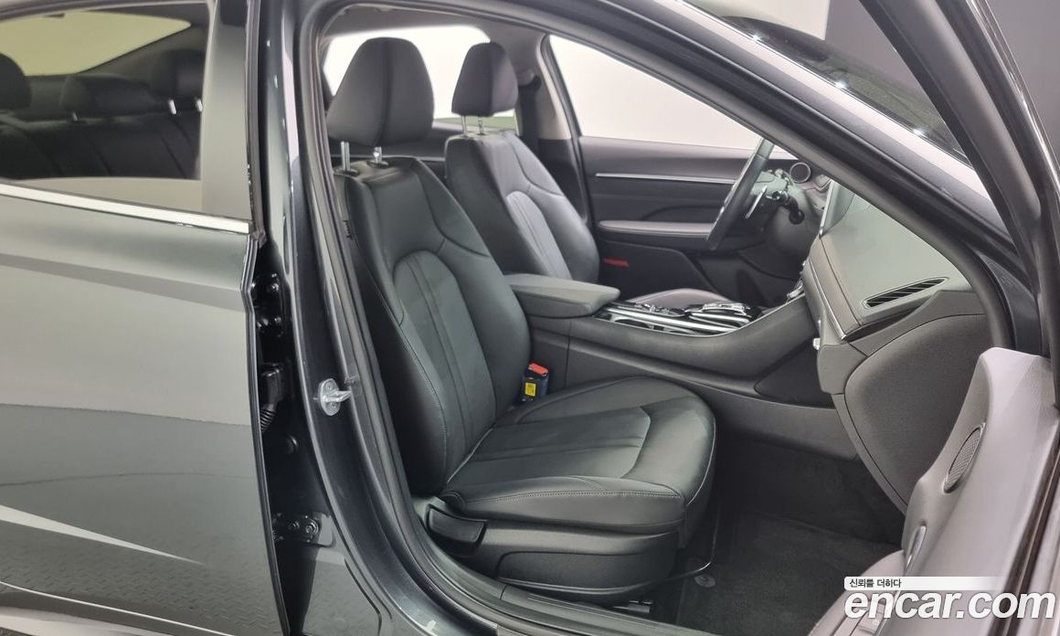 Hyundai Sonata 2.0