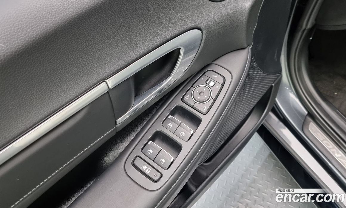Hyundai Sonata 2.0