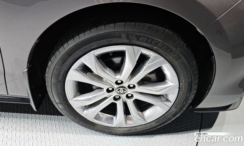 Toyota Sienna 2.5 Hybrid 2WD